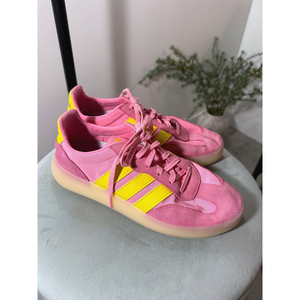 Adidas sneaker barreda decode pink 8.5 euc cute statement athletic shoe yellow